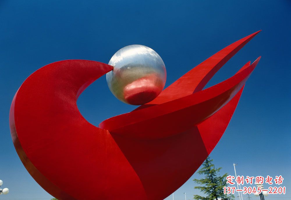 福建优雅而高雅的和平鸽雕塑