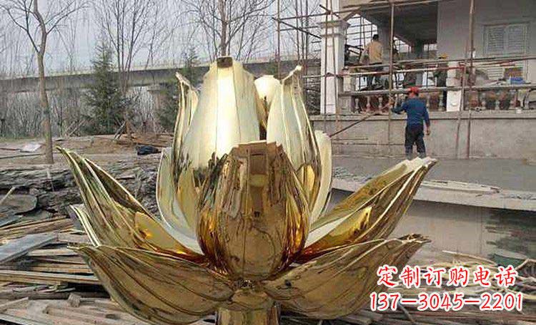 福建超大型不锈钢莲花雕塑,惊艳定制空间