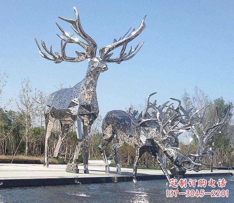 福建优雅而古典的不锈钢梅花鹿摆件雕塑