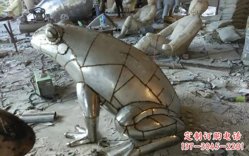 福建中领雕塑精美不锈钢青蛙动物雕塑