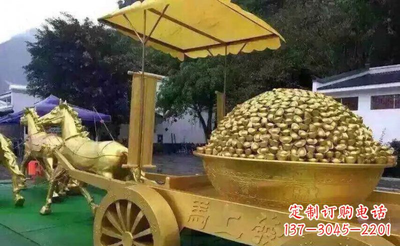 福建中领雕塑:精美的玻璃钢马雕塑