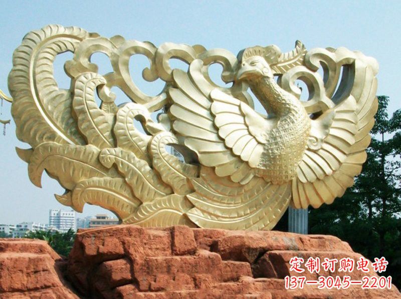 福建欣赏瑰丽的凤凰铜雕