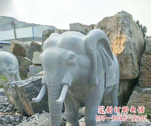 福建浓情大象雕塑,让爱更深刻