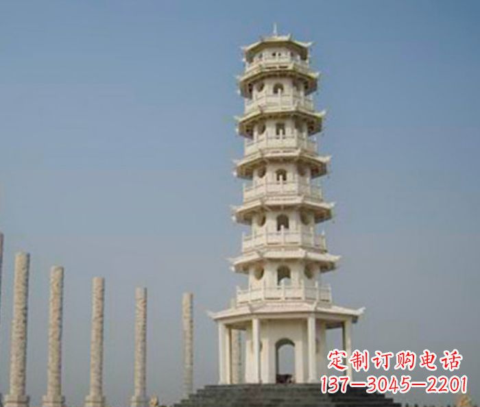 福建多层宝塔石雕:极致精美的雕塑艺术