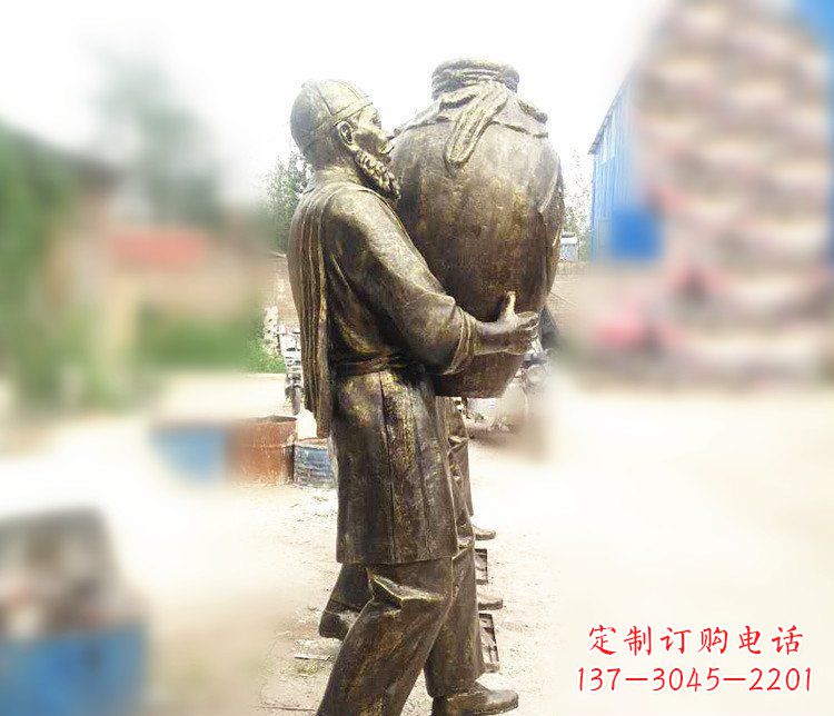 福建广场铜雕店小二抱酒人物雕塑