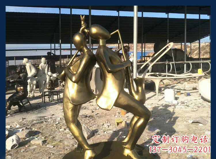 福建中领雕塑:优雅萨克斯铜雕贴金吹管人物雕塑