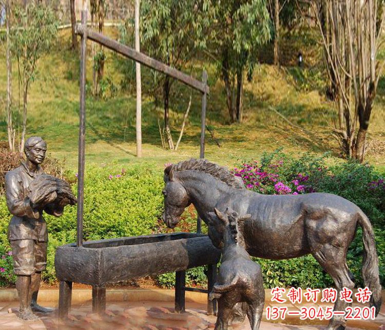 福建广场铜雕喂马动物雕塑