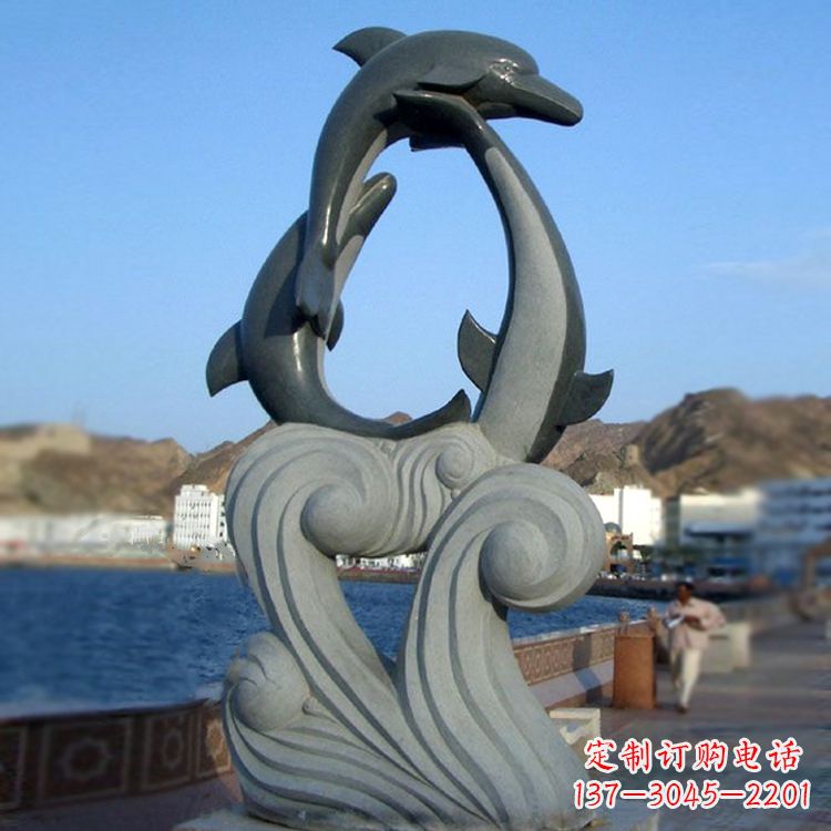 福建欣赏海豚石雕塑的美丽