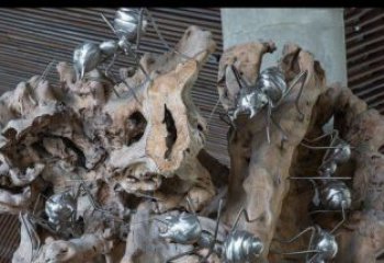 福建展现自然的优雅——不锈钢蚂蚁上树景观雕塑