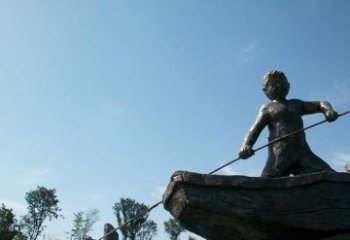 福建男孩撑船铜雕，营造童趣氛围