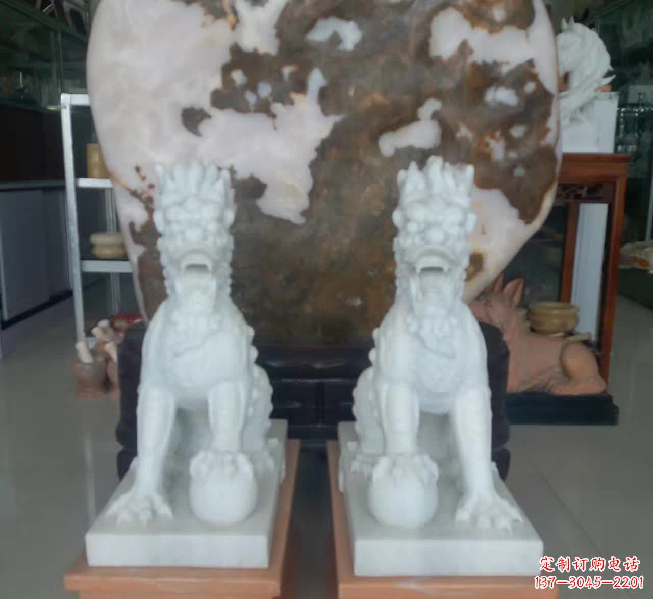 福建浓情似火热情似红麒麟石雕