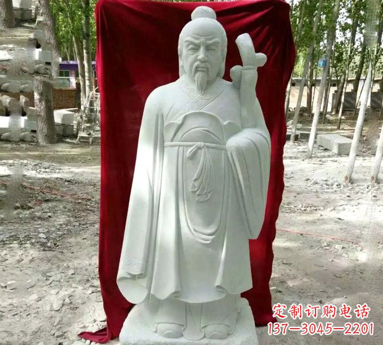 福建典雅捕捉历史——华佗雕塑