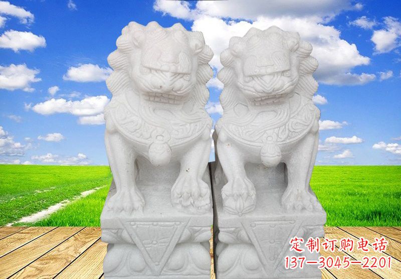 福建汉白玉狮子雕塑表达勇士之气