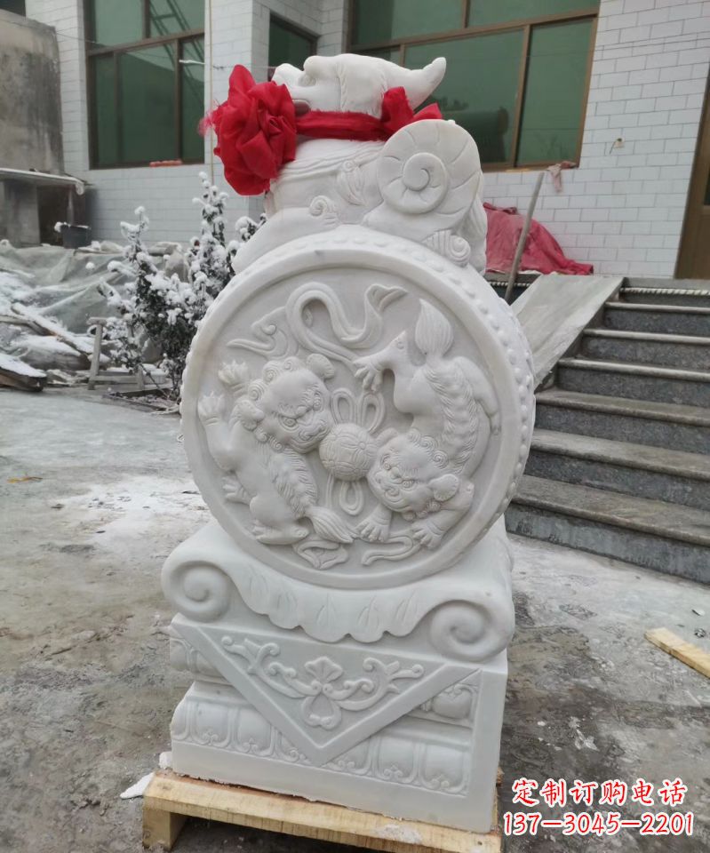 福建汉白玉门墩雕塑，招财进宝！