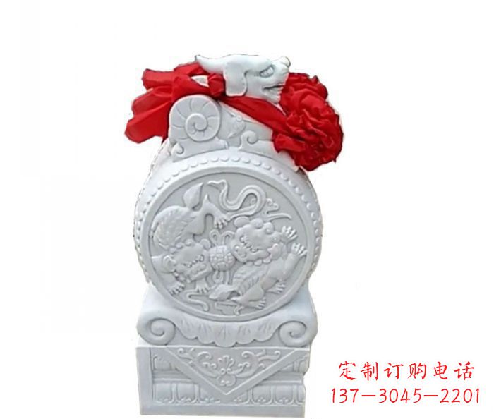 福建中领雕塑的精美玉石门墩雕塑是一个经过精心…