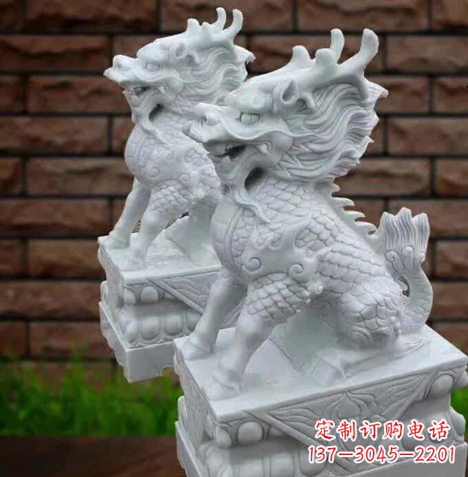 福建汉白玉麒麟雕塑1