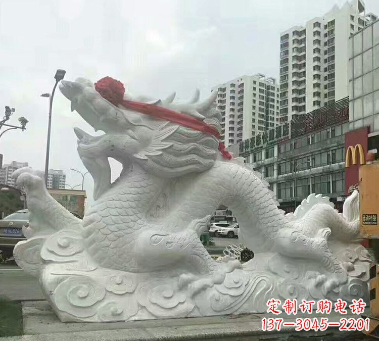 福建汉白玉神龙雕塑,精致而又具有历史感