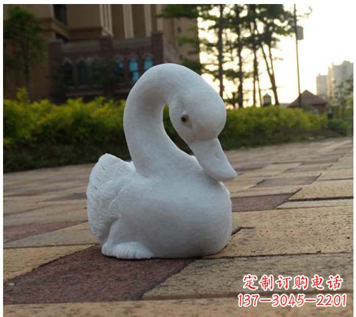 福建汉白玉天鹅石雕塑,精美瑰丽