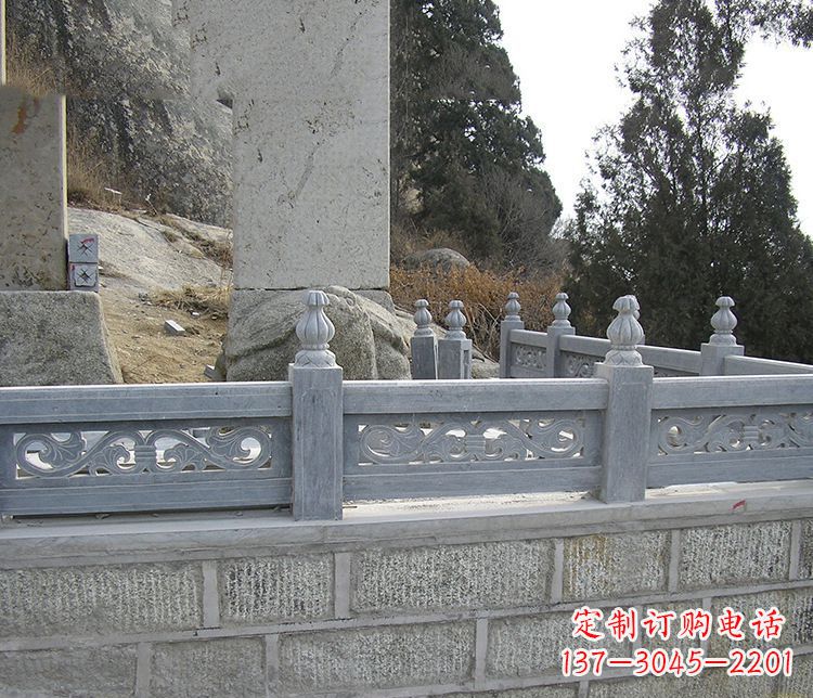 福建中领雕塑:门神镇守!大理石栏板石雕