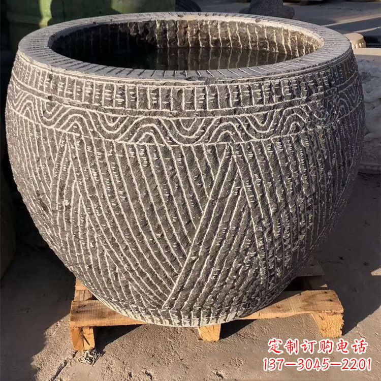 福建花园石头鱼缸