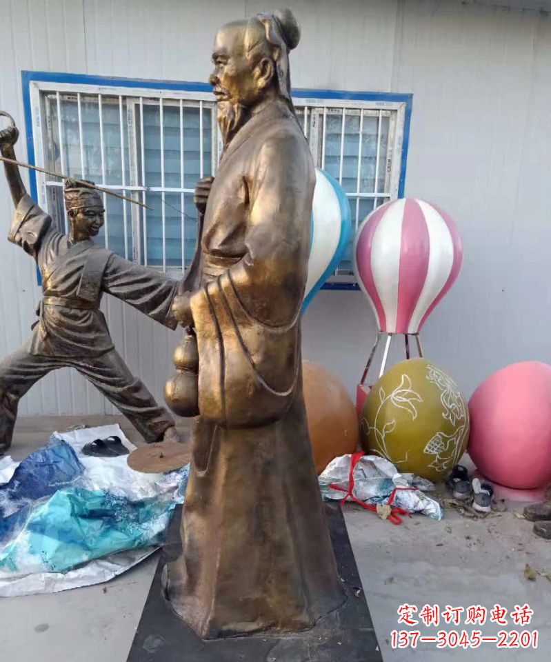 福建传承中医华佗的传奇—华佗名医铜雕
