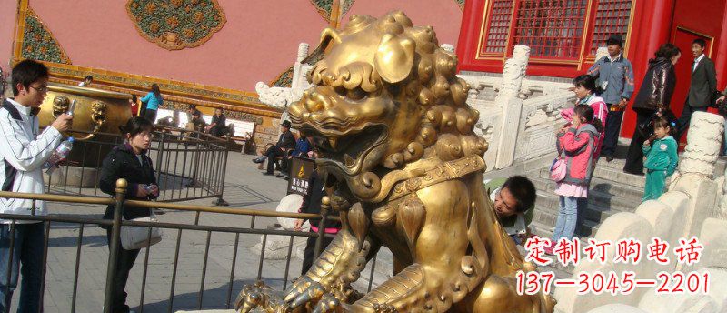 福建黄铜狮子雕塑,展现故宫魅力