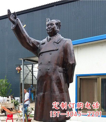 福建铸造精美的挥手毛主席铜雕像