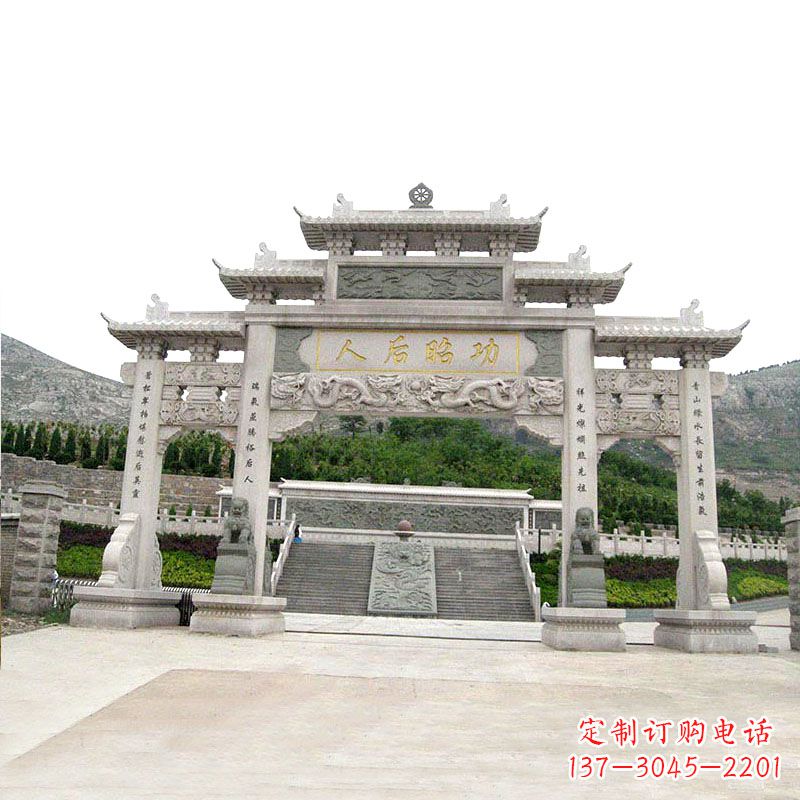 福建艺术精美的汉白玉三门石雕塑牌坊