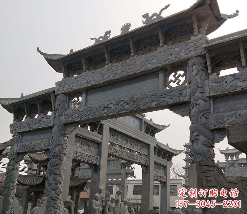 福建精美绝伦的三门牌坊石雕