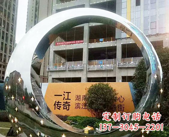 福建让您的空间脱颖而出!时尚镜面不锈钢圆环景观雕塑