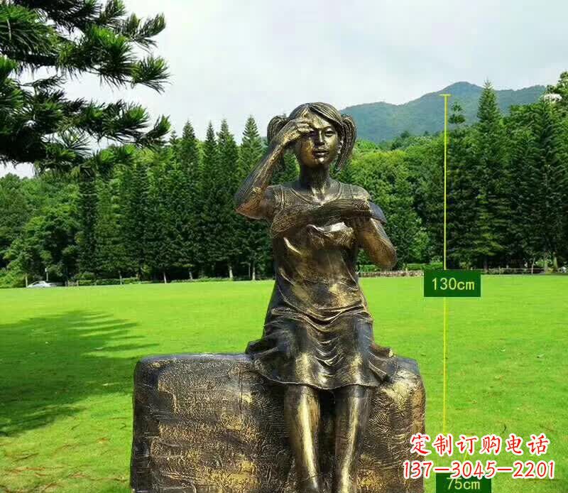 福建精美的女孩铜雕塑,展现活力与青春