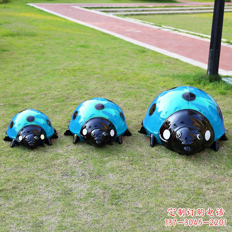 福建中领雕塑青蓝瓢虫雕塑是一款独特而又精致的…