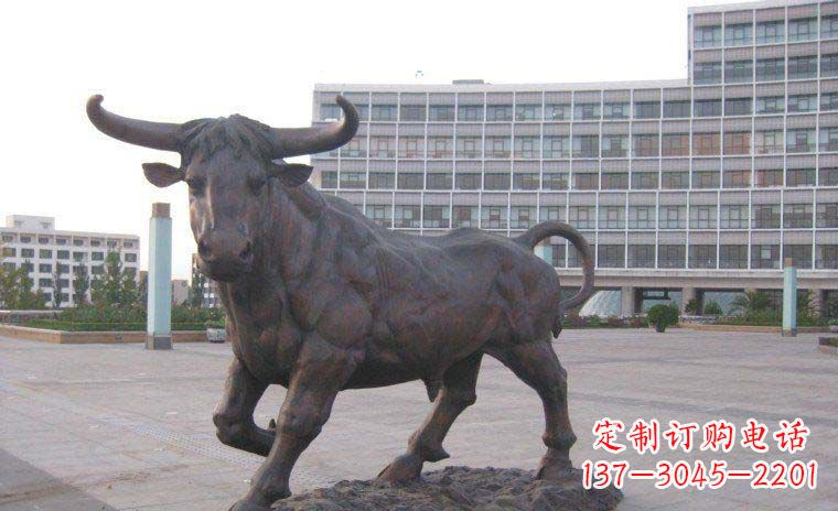 福建老牛动物广场铜雕,专业定制精美动物雕塑