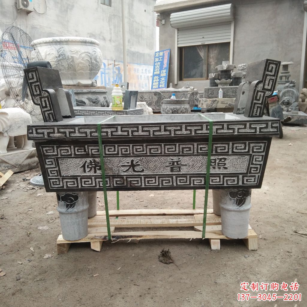 福建中领雕塑:精美香炉雕塑