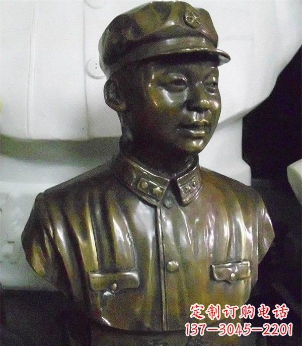 福建雷锋胸像校园玻璃钢仿铜人物雕塑