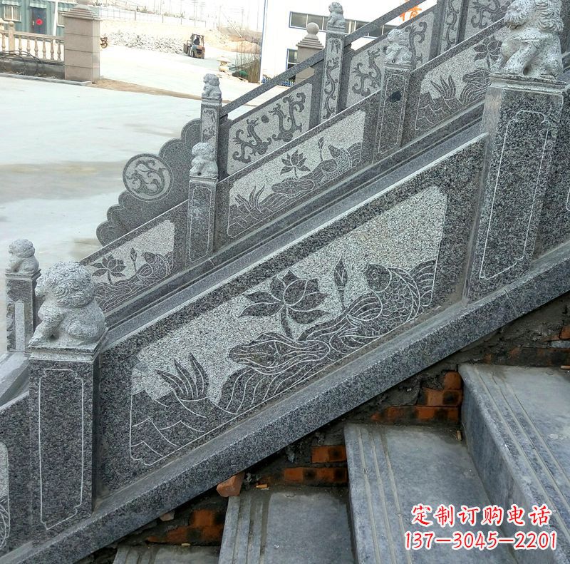 福建青石栏板雕塑—精湛工艺的完美展示