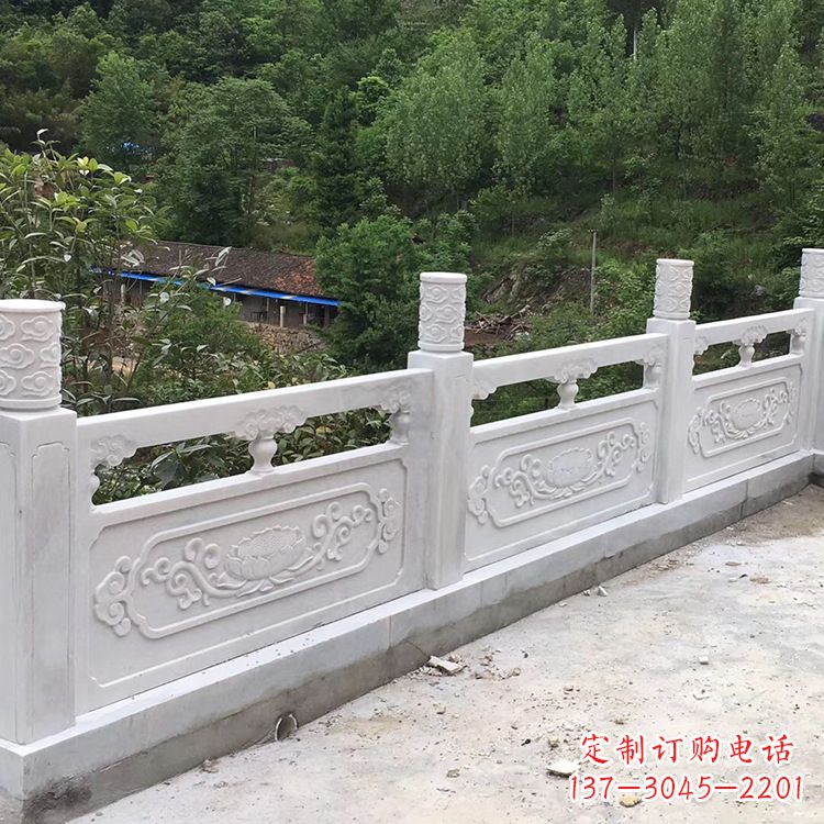 福建莲花纹石栏板雕塑,为你树立华丽边框