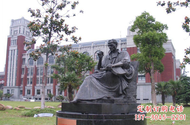 福建卢梭西方名人铜雕由中领雕塑定制,是一款完…