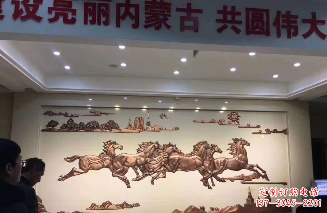 福建完美展示马到成功的铜马雕塑