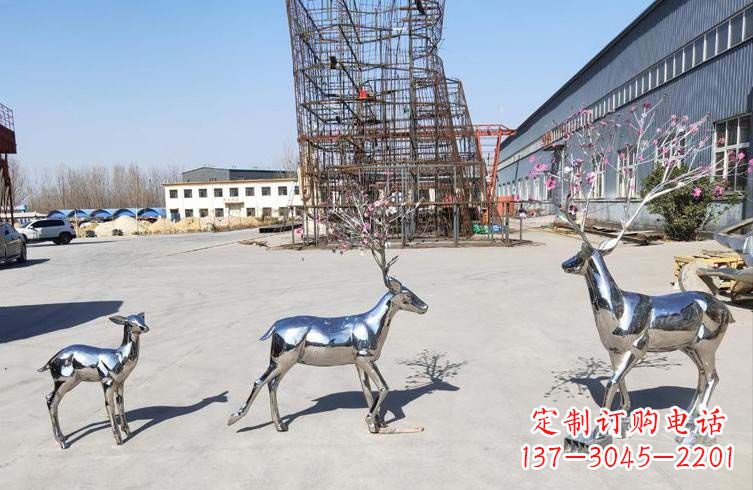 福建梅花鹿不锈钢雕塑,惊艳于众