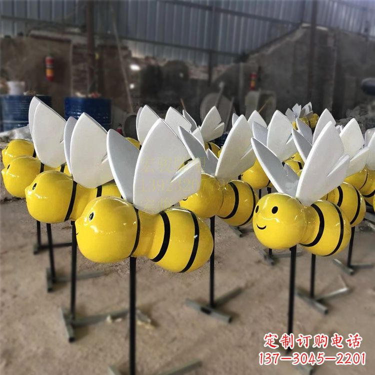 福建动感蜜蜂雕塑,营造精致的都市公园