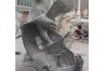 福建中领雕塑推出的石雕老鹰是一款充满生机与力…