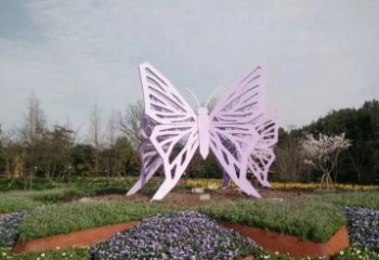 福建流动而优雅的蝴蝶雕塑