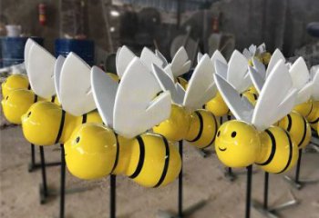 福建动感蜜蜂雕塑，营造精致的都市公园