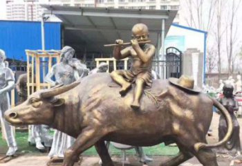 福建专为儿童量身定制的牧童骑在牛背吹笛铜雕