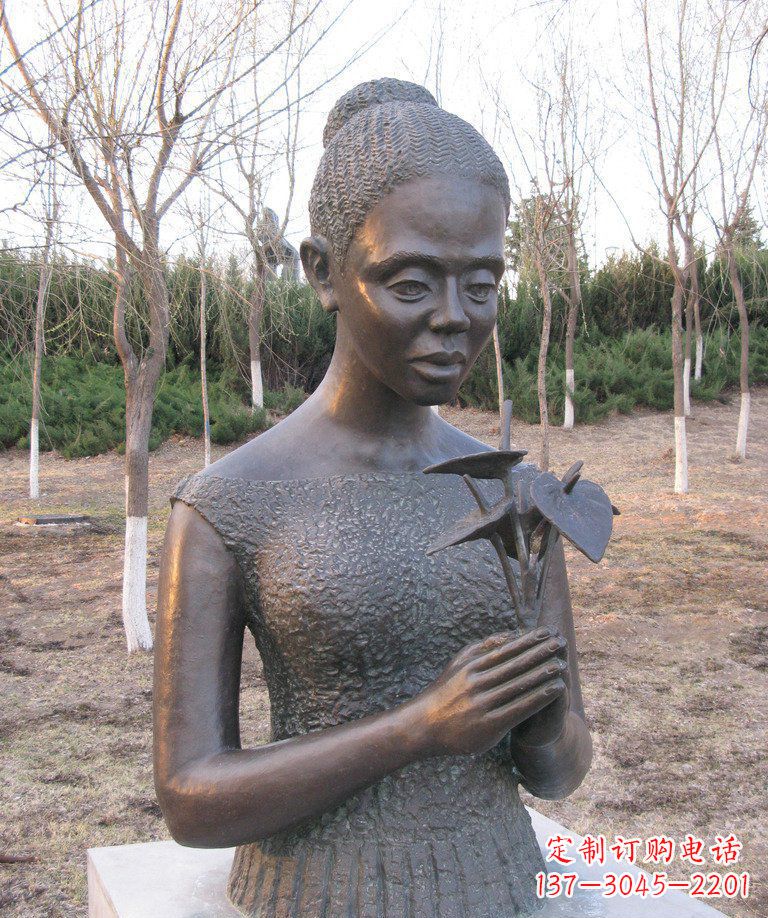 福建浪漫艺术·女人铜雕