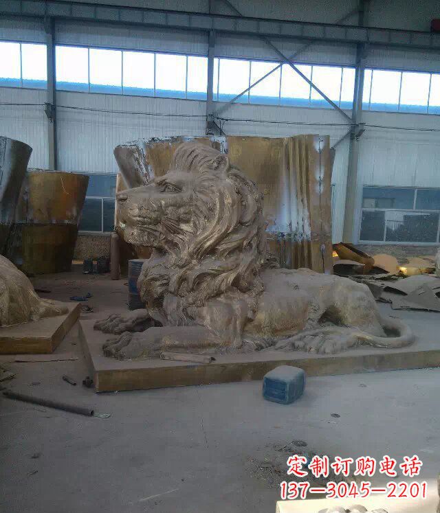 福建趴着的狮子铸铜西洋狮子铜雕