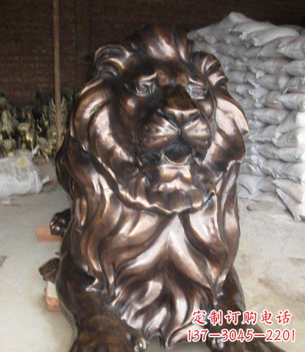 福建趴着的西洋狮子铜雕 (2)
