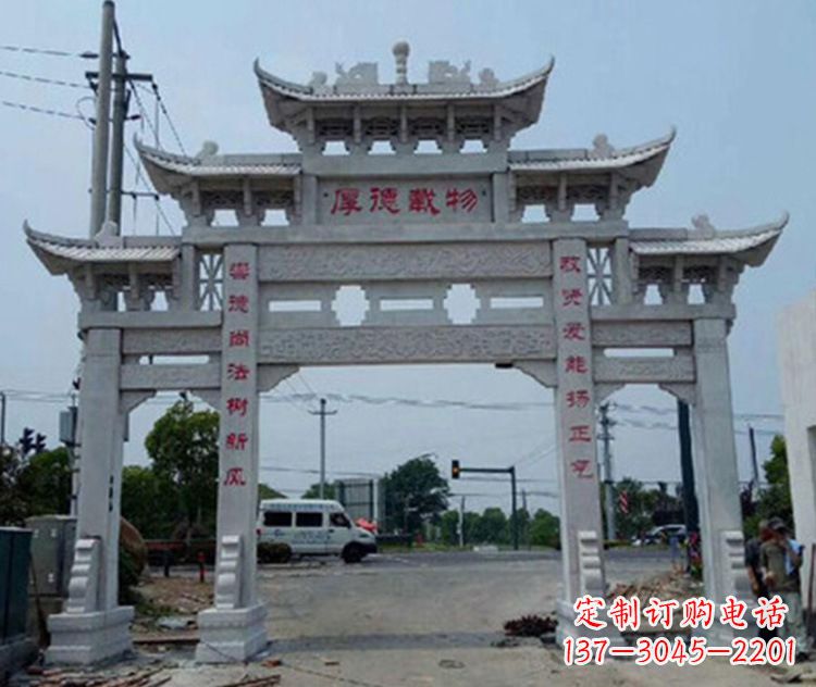 福建精美多姿的牌楼石雕