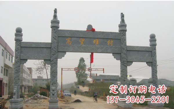 福建艺术之美,青石村口牌坊雕塑